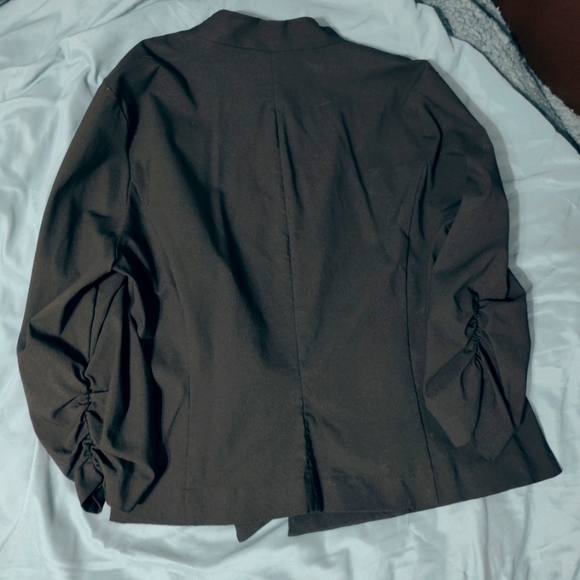 Torrid Open Black Blazer w/Ruched Sleeves Size 3 - Picture 8 of 9